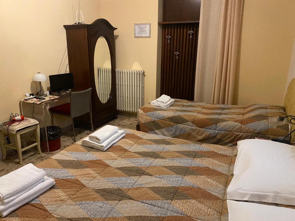 B&B Anna Fiera Верона Экстерьер фото